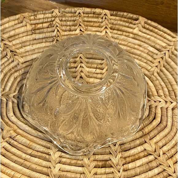 Vintage Indiana Glass Pebble Leaf Fairy Candle Lamp TOP ONLY for replacement - Picture 3 of 4